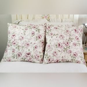 Simply Shabby chic Rachel Ashwell 20×20 pillow sham set